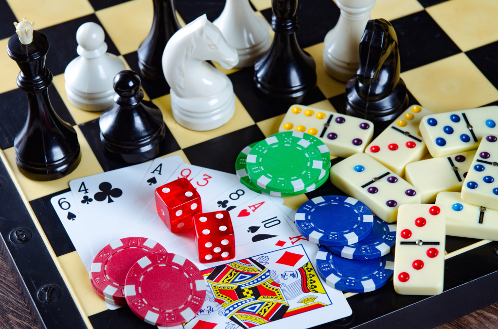 DeepMind claims that Player of Games is the first AI system that can play poker, chess, Go etc. feature image